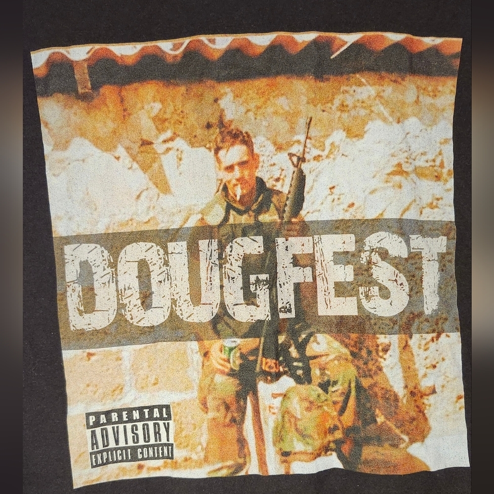 Hanes Nano T Dougfest 2021 Black Graphic Women's Medium Tshirt - Picture 5 of 8